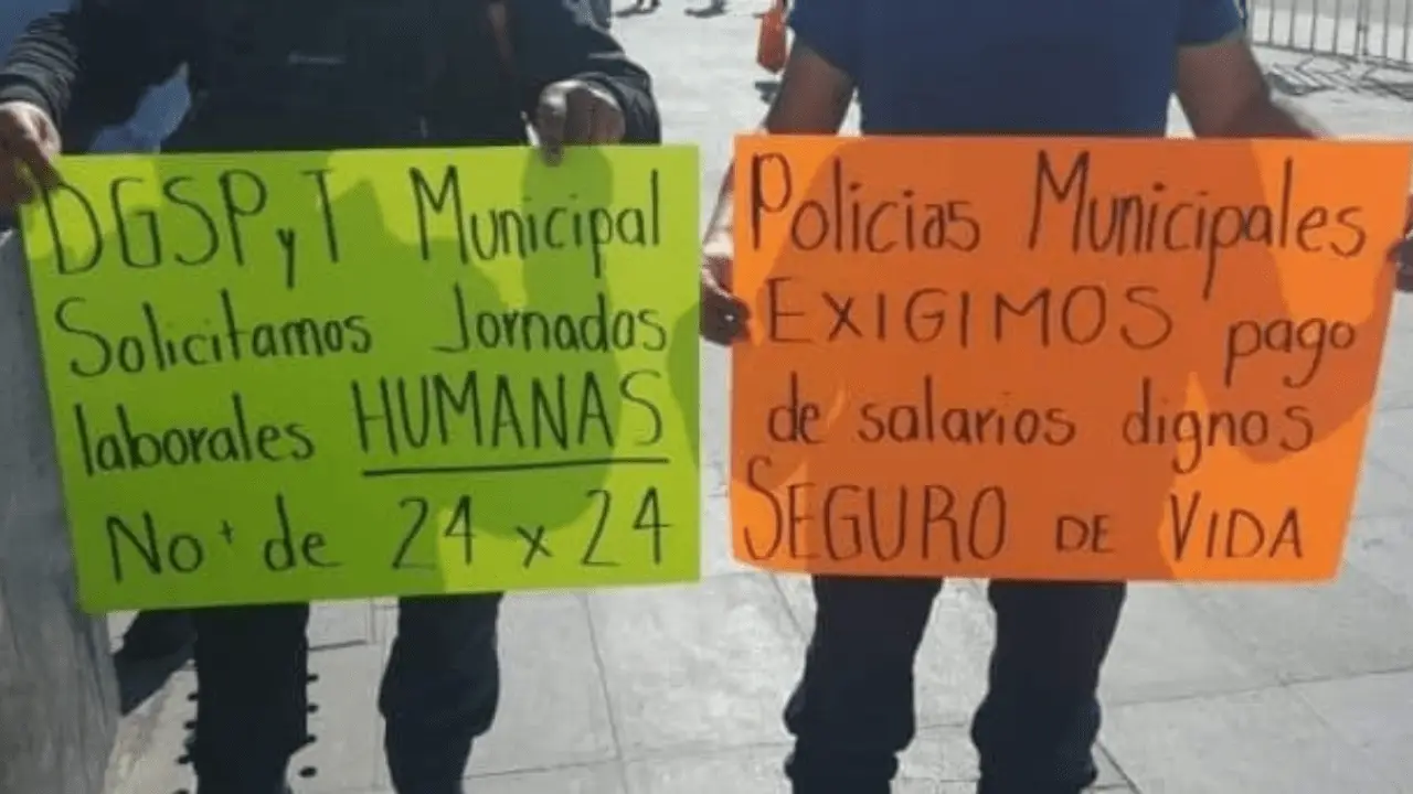Gobierno de Ecatepec incumple pago salarial a 6 mil trabajadores sindicalizados y de confianza realizan manifestación