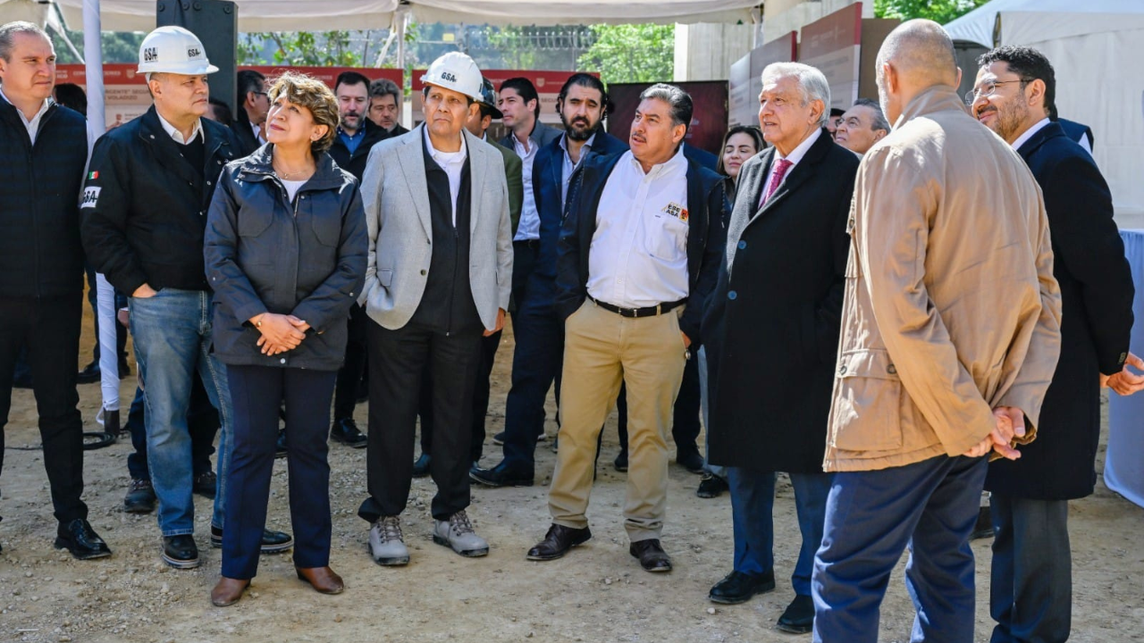 El Presidente Andrés Manuel López Obrador y la Gobernadora Delfina Gómez Álvarez supervisan las obras del Tren El Insurgente