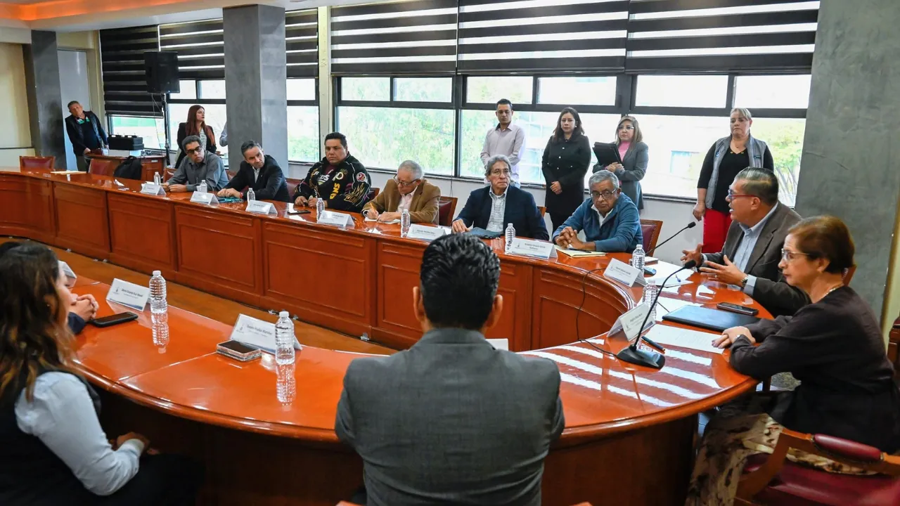 Busca Naucalpan dar certeza jurídica a uso de Campos Fútbol Americano de Lomas Verdes