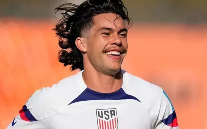 Chivas anuncia a Cade Cowell como nuevo refuerzo
