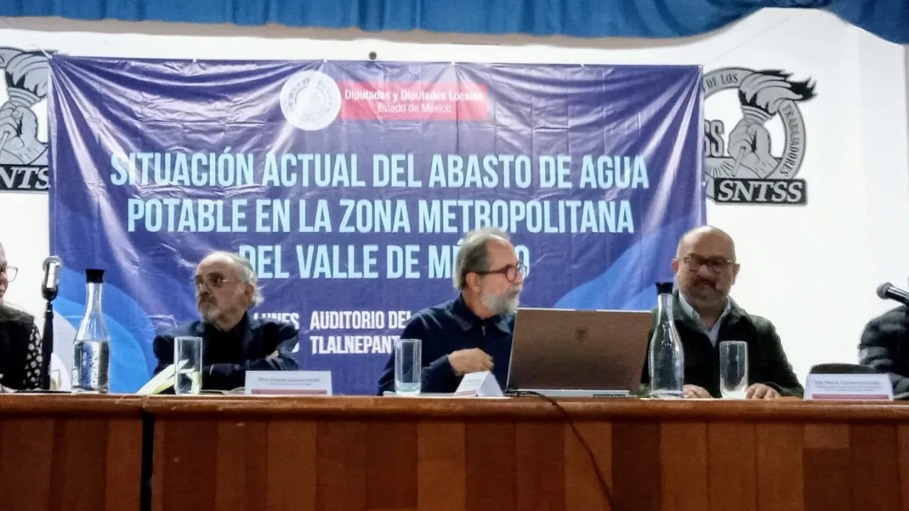 El agua no es una mercancía sino un derecho Constitucional, coinciden funcionarios del GEM y legisladores mexiquenses en Foro