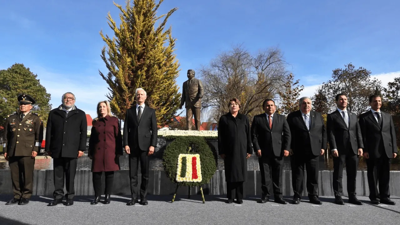 El arte de gobernar nos demuestra que es el pueblo quien juzga el valor del trabajo que realizan los gobernantes