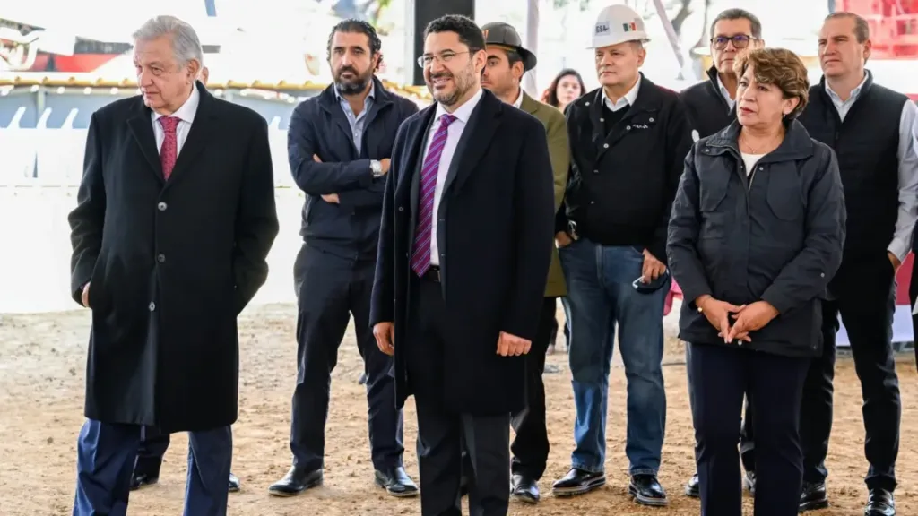 El Presidente Andrés Manuel López Obrador y la Gobernadora Delfina Gómez Álvarez supervisan las obras del Tren “El Insurgente”