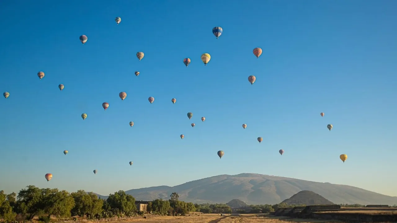 Emite Secretaría de Cultura y Turismo recomendaciones para volar de manera segura en globo aerostático en el Valle de Teotihuacán