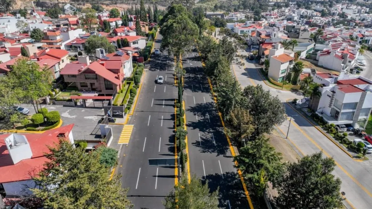 Interviene Gobierno Municipal de Atizapán de Zaragoza vialidades