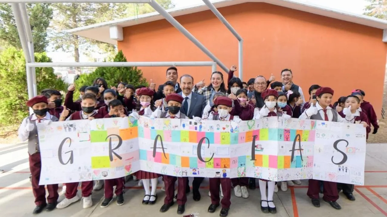 Mantiene Atizapán de Zaragoza Programa de Instalación de Aulas Digitales en Centros Escolares