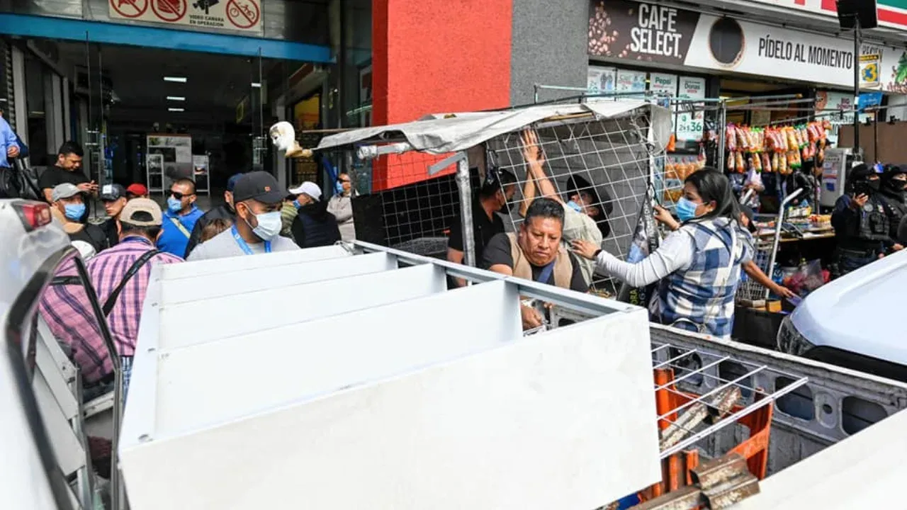 Naucalpan supervisa que comercio en vía pública no ponga en riesgo a la población