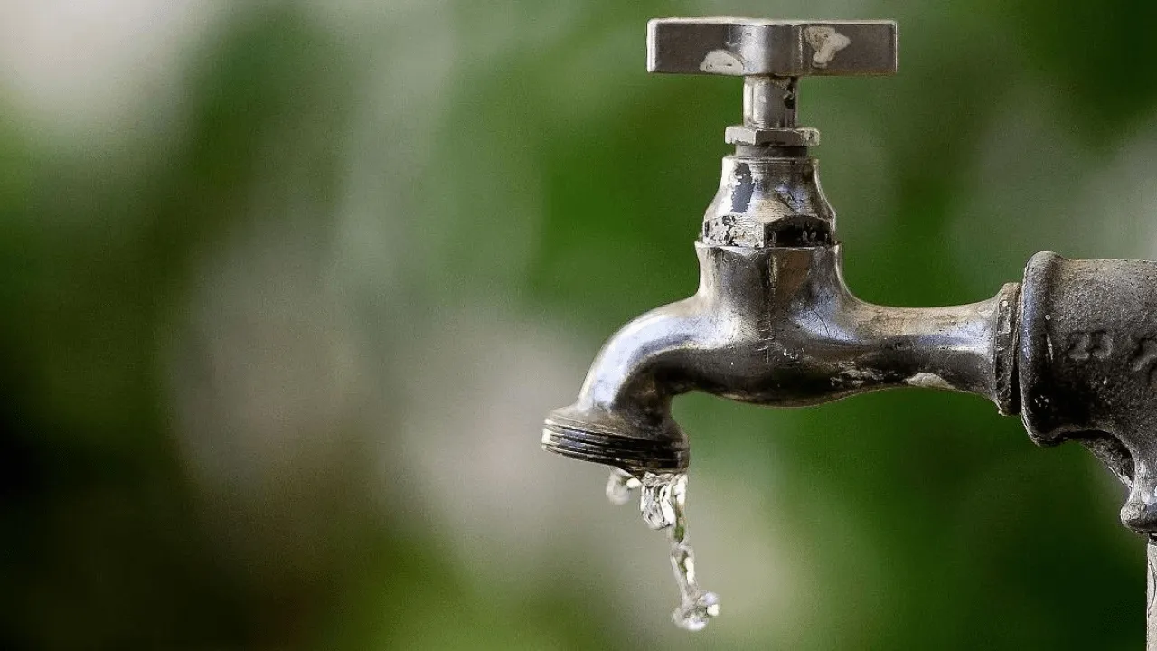 Nuevo recorte de agua en 12 municipios del Edomex