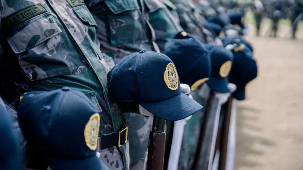 Policías de la Ciudad de México detienen a secuestradores