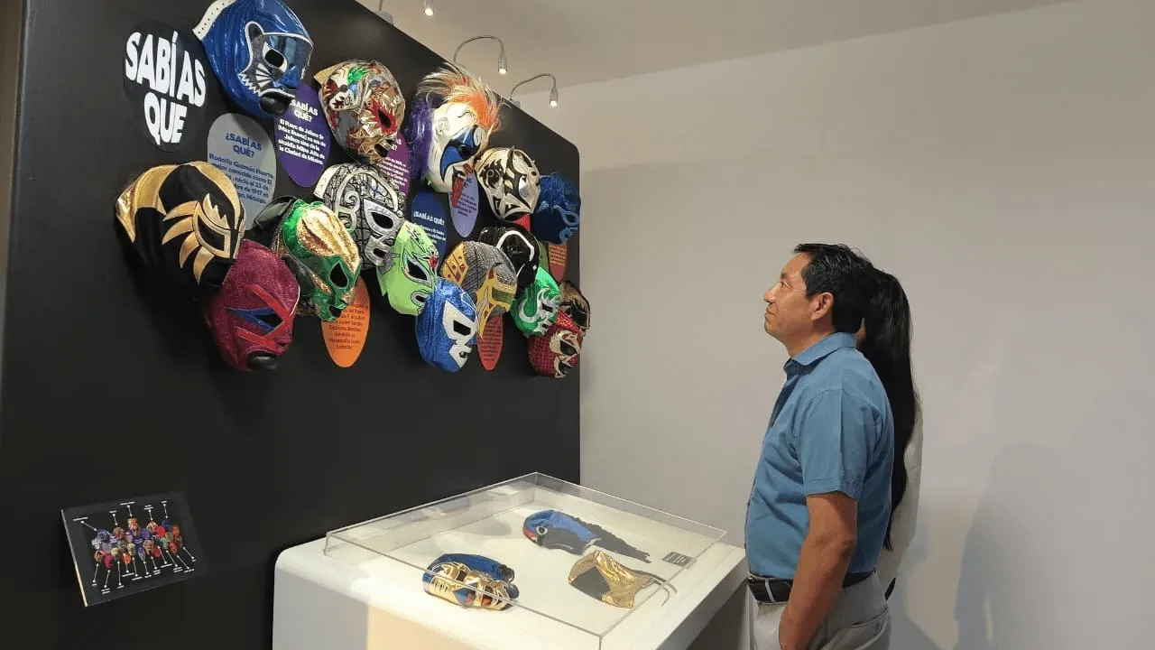 Sigue abierta al público “Lucha libre, Auténtica pasión mexicana” en el Centro Cultural Mexiquense Bicentenario de Texcoco