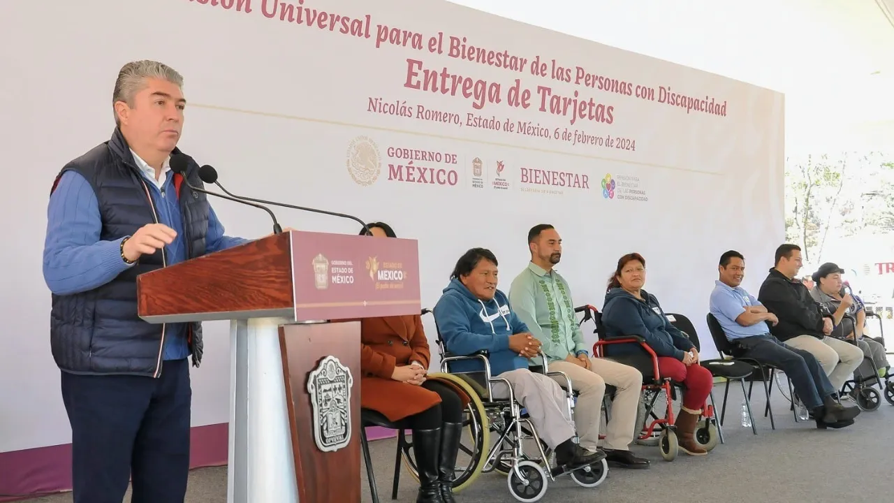 Adelanta gobernadora Delfina Gómez la pensión universal para el bienestar a personas con discapacidad en Edomex
