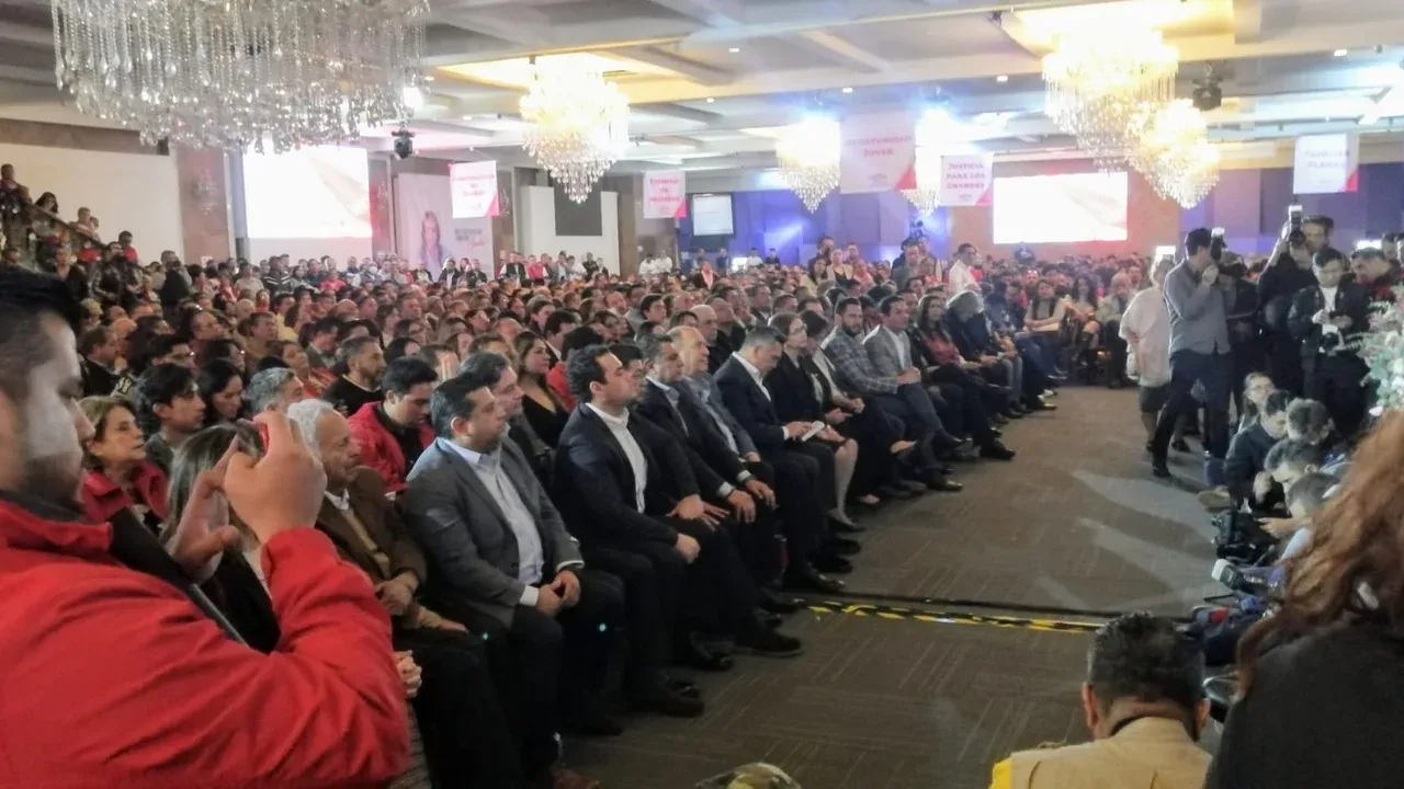 “El PRI asume el reto de reconstruir México tras la destrucción de morena”: Cristina Ruiz