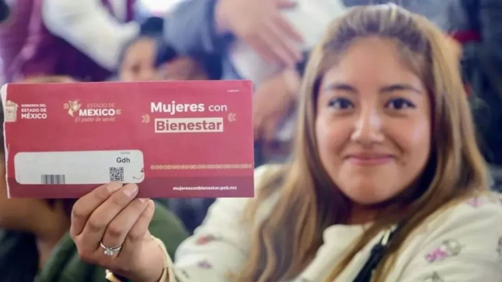 Entrega la gobernadora Delfina Gómez 9 mil tarjetas “Mujeres Con Bienestar” en Huixquilucan