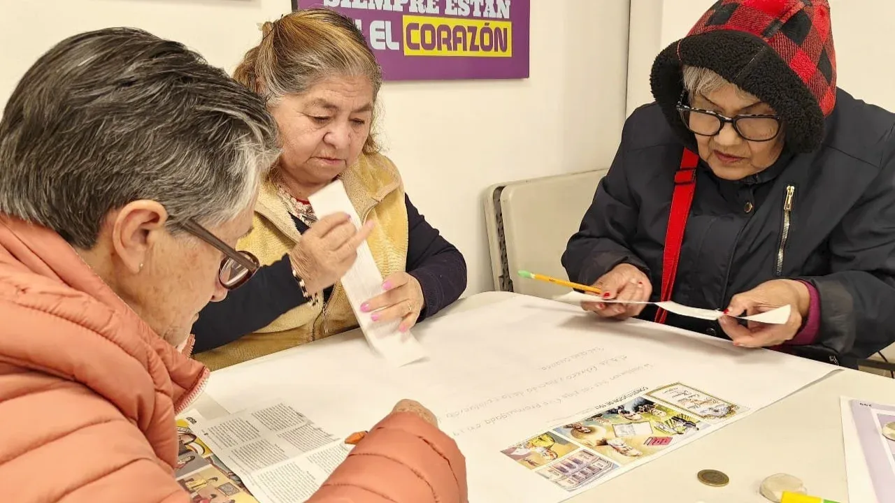 Gobierno del Edomex incorpora preparatoria abierta para adultos mayores a través del DIFEM