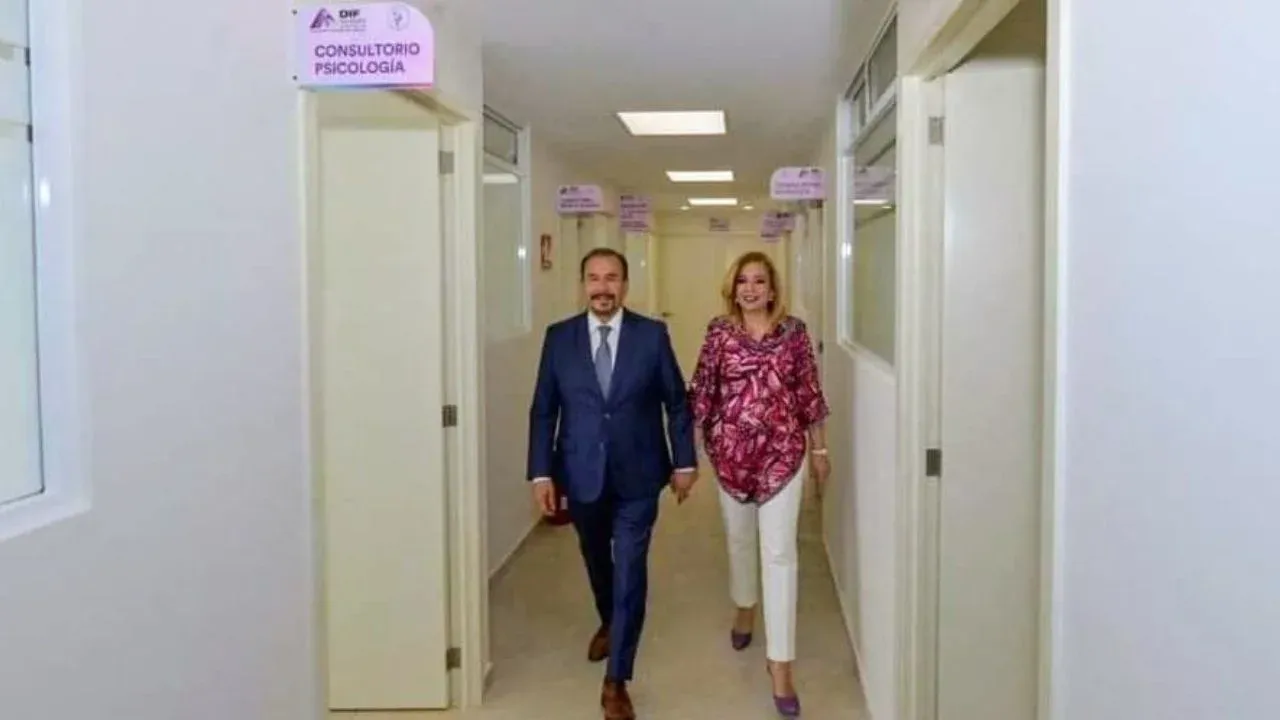 Inaugura el alcalde de Atizapán de Zaragoza Pedro Rodríguez y titular del DIF Rehabilitación del Subsistema de Lomas de San Lorenzo