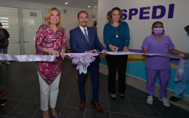 Inaugura el alcalde de Atizapán de Zaragoza Pedro Rodríguez y titular del DIF Rehabilitación del Subsistema de Lomas de San Lorenzo
