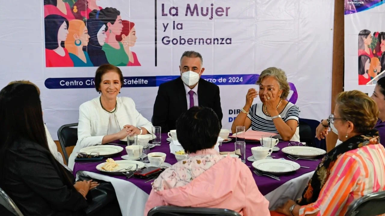 Realizan conversatorio mujer y gobernanza en Naucalpan