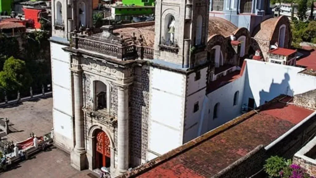 El Santuario del Señor de Chalma es el segundo sitio de turismo religioso más visitado en México