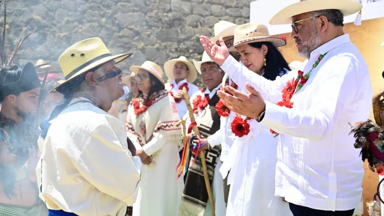Encabeza Secretario General de Gobierno del Edomex ceremonia del encendido del Fuego Nuevo