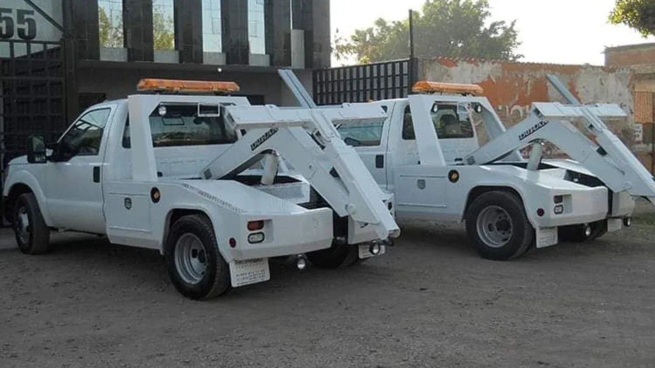 Municipalizar el Servicio de Grúas y Corralones en el Estado de México, plantea morena