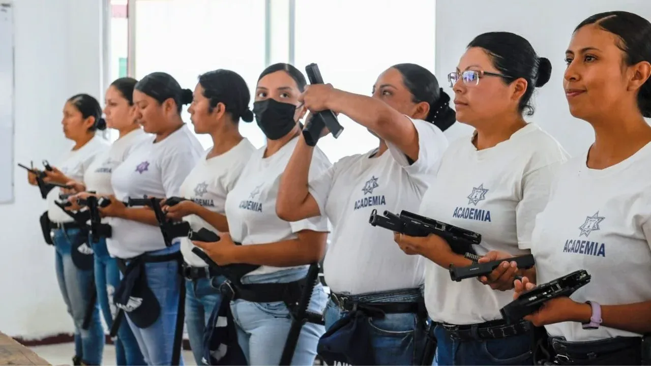 Naucalpan convoca a mujeres a ser policías de proximidad