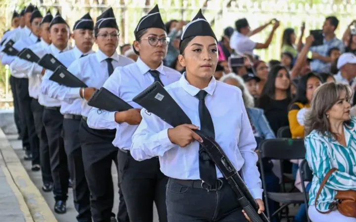 Naucalpan convoca a mujeres a ser policías de proximidad