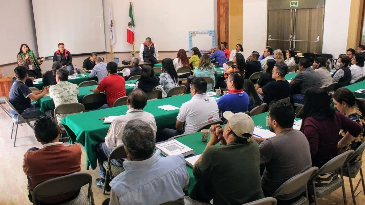 Trabajadores de la sección sindical SUTEYM-CAEM conmemoran el Día Mundial del Agua