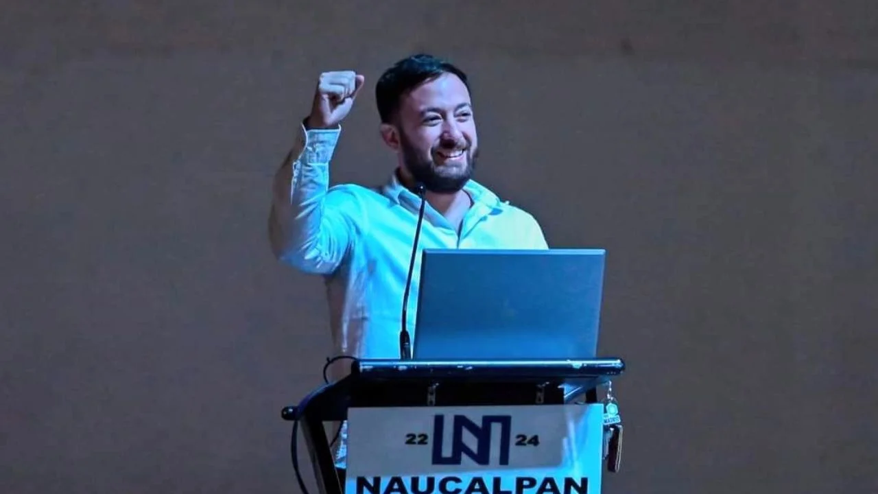 Exitosa presentación del libro Generación Idiota de Agustín Laje en Naucalpan