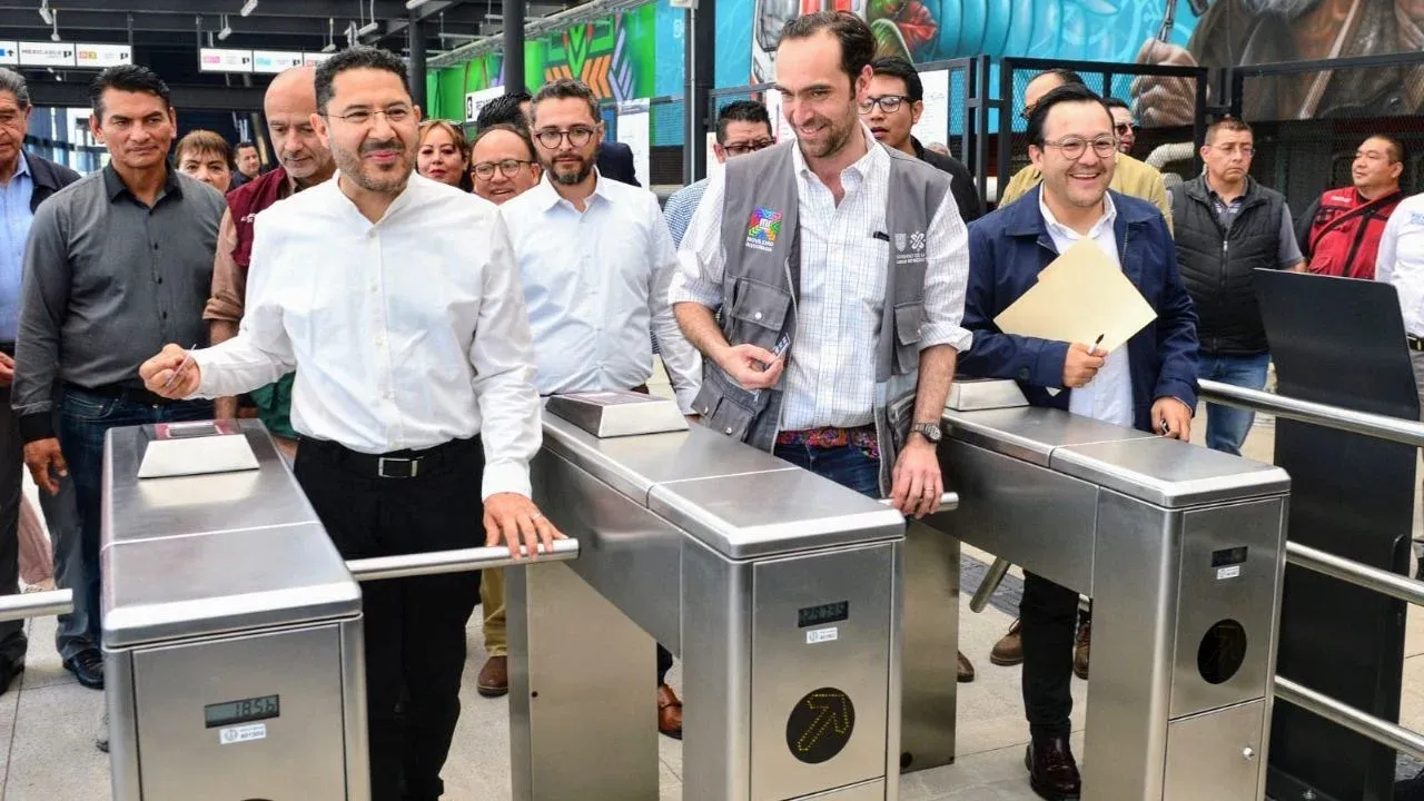 Autoridades de la CDMX y del Gobierno del Estado de México recorren el CETRAM de Indios Verdes