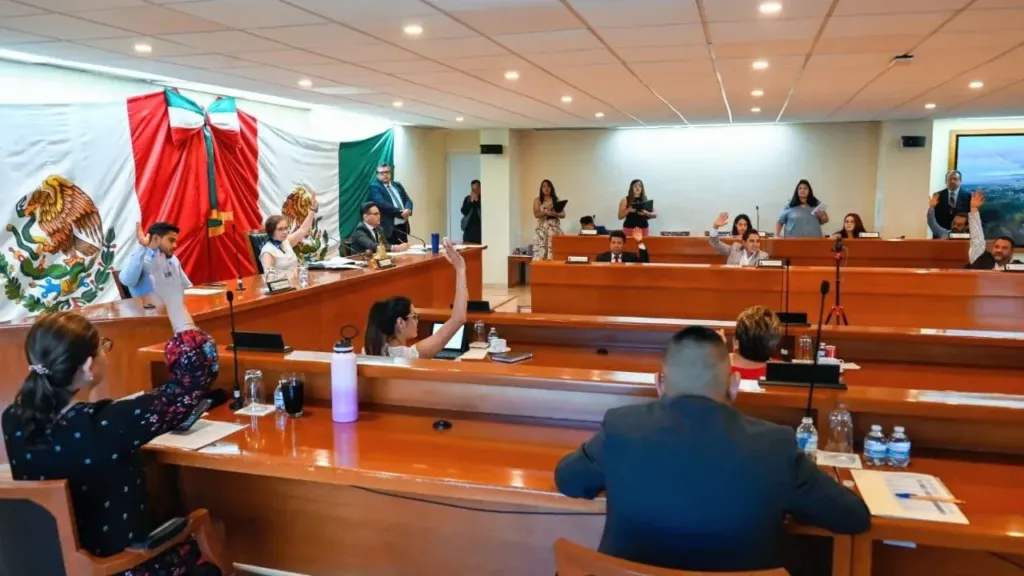 Otorgan ediles licencia temporal a alcaldesa de Naucalpan Angélica Moya Marín