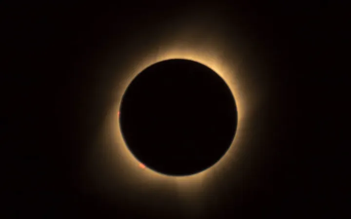 ¡Prepárate para el eclipse solar total en México!