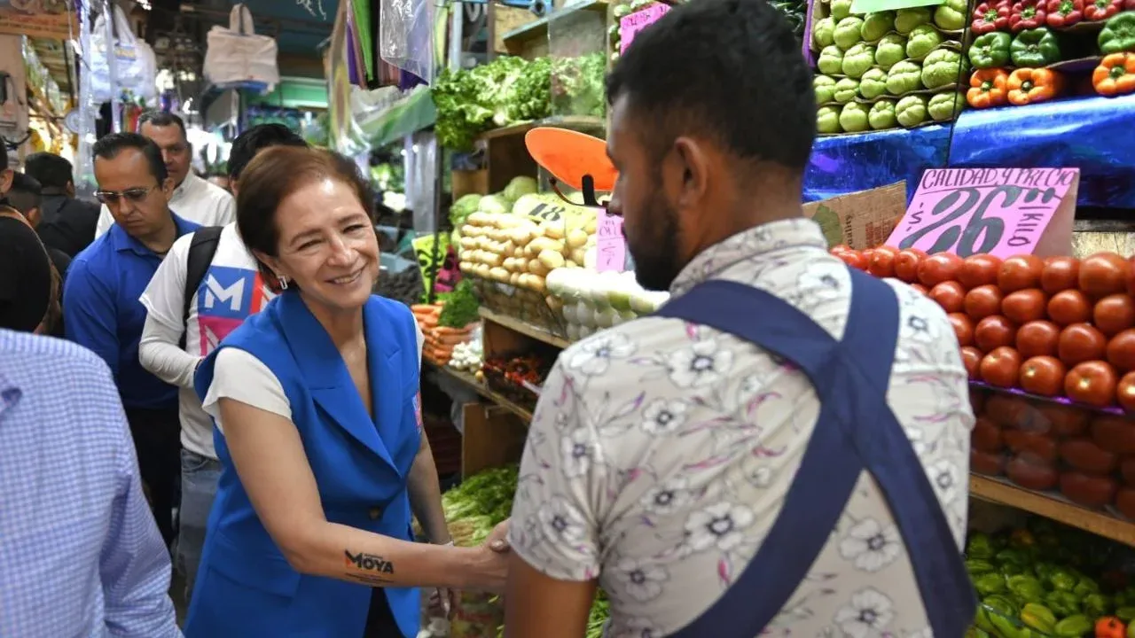Transportistas, empresarios y comerciantes se suman a la campaña de Angélica Moya