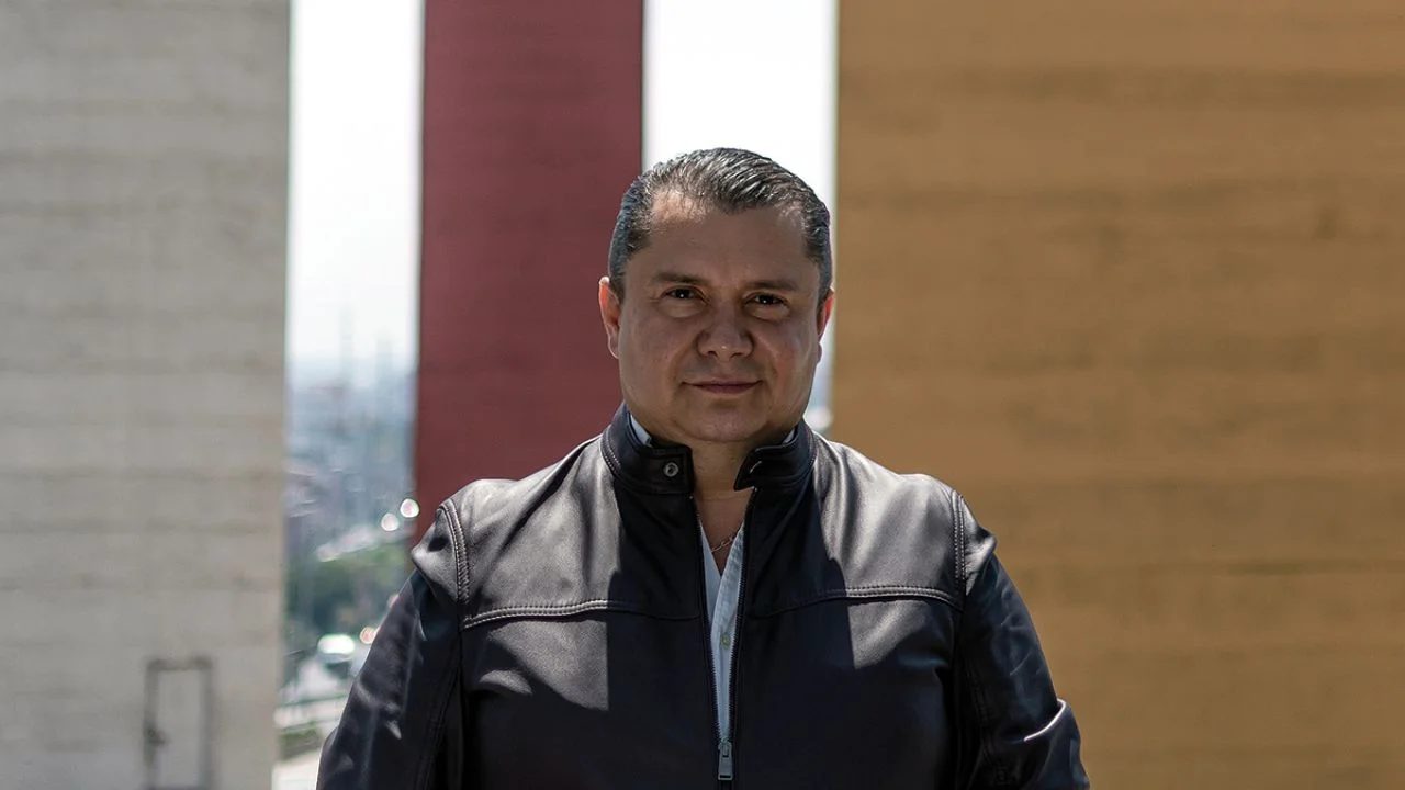 A un paso Olivas de ser encuestado con candidato designado de morena y aliados en Naucalpan como lo legitimaría proceso interno