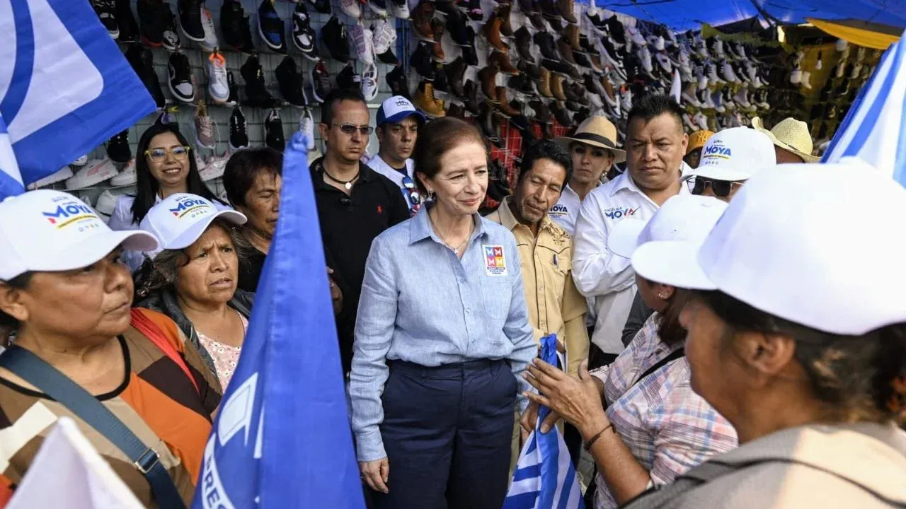 Angélica Moya trabajará para que familias de Naucalpan tengan seguridad jurídica sobre su patrimonio
