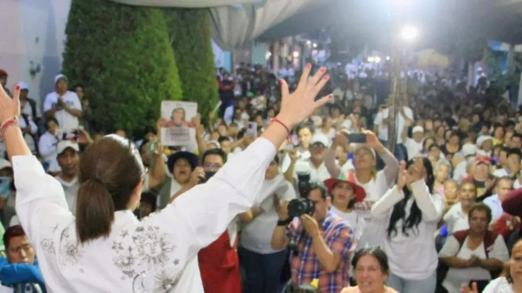 Azucena Cisneros: “Hay que fortalecer desarrollo personal y emocional de la niñez en Ecatepec”