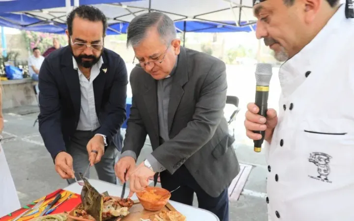 Concurso “Sabor a Naucalpan” impulsa la gastronomía local, gana platillo de huauzontles en mole rojo