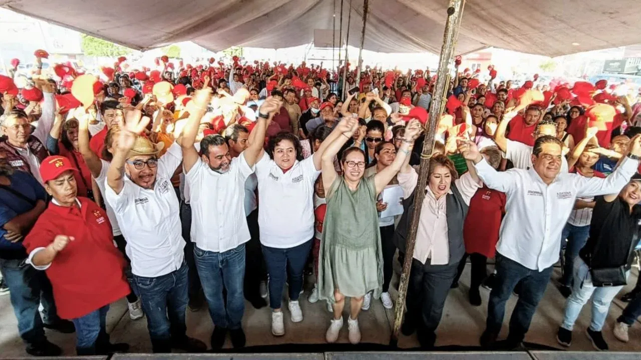 Desbandada de miles de simpatizantes del PT dan respaldo a Azucena Cisneros en Ecatepec