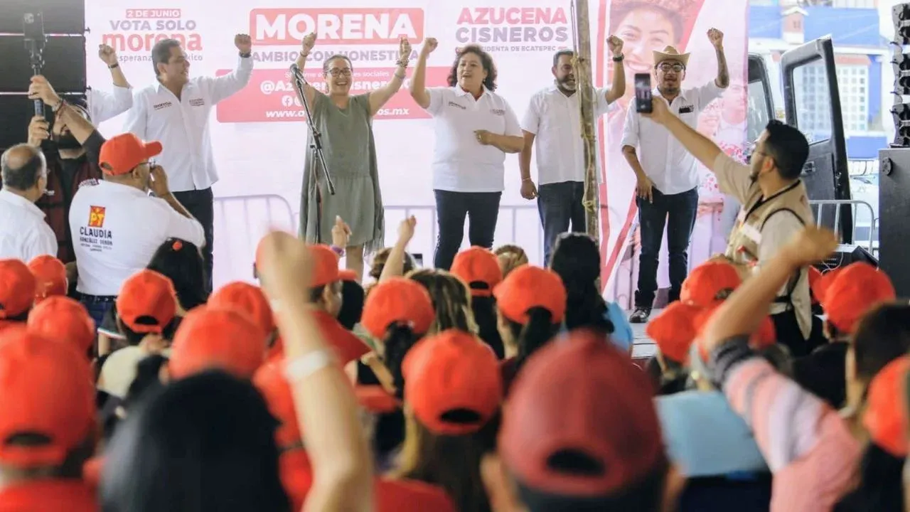 Desbandada de miles de simpatizantes del PT dan respaldo a Azucena Cisneros en Ecatepec