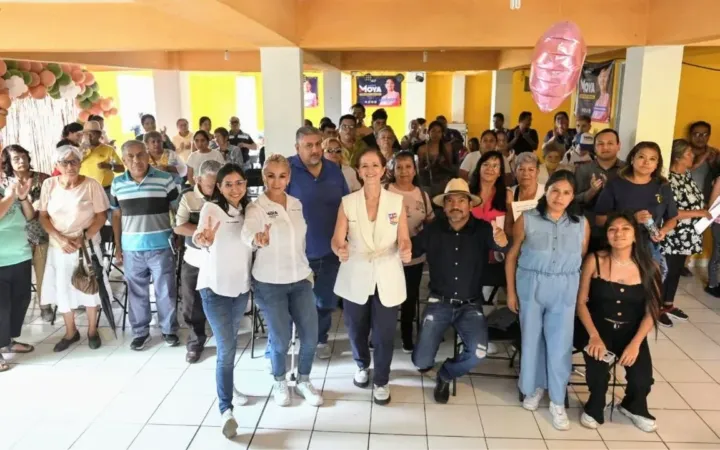 Más comerciantes de Naucalpan se suman a campaña de Angélica Moya