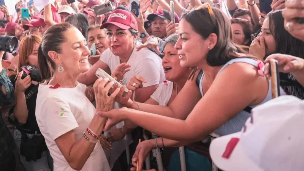 Sheinbaum anuncia apoyo a Azucena para mejorar abasto de agua en Ecatepec