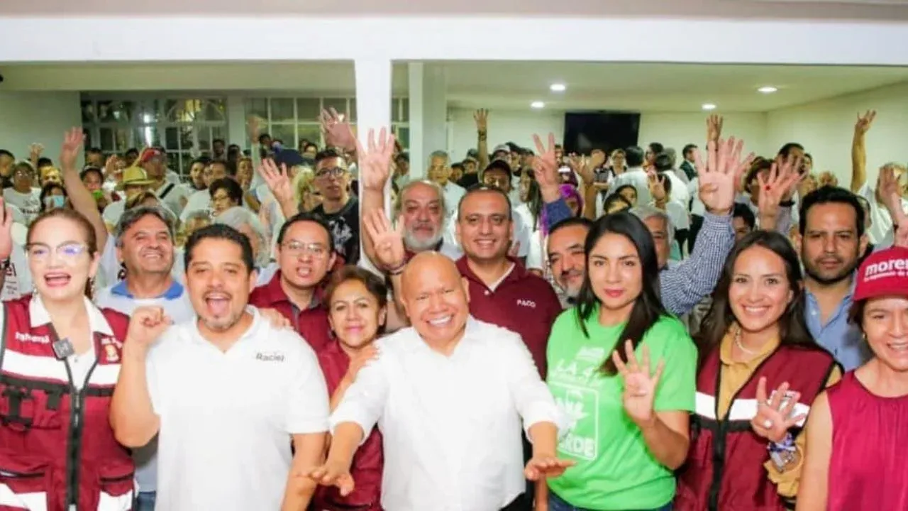 Sostiene Raciel Pérez Cruz encuentro con vecinos de Fraccionamientos de Tlalnepantla