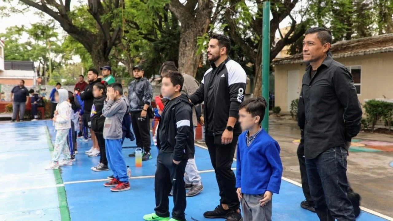 Con Combodeportivo Festejan a Padres en Escuela de Naucalpan