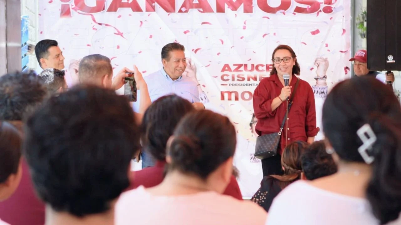 Inicia Azucena Cisneros gira de agradecimiento en colonias de Ecatepec