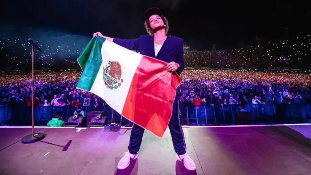 ¡Bruno Mars vuelve a México con su gira mundial "XXIV Karat Magic Tour"!