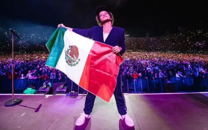 ¡Bruno Mars vuelve a México con su gira mundial "XXIV Karat Magic Tour"!