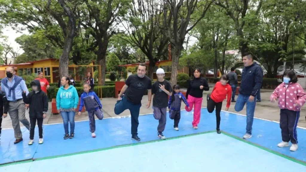 Con “Combodeportivo” Festejan a Padres en Escuela de Naucalpan