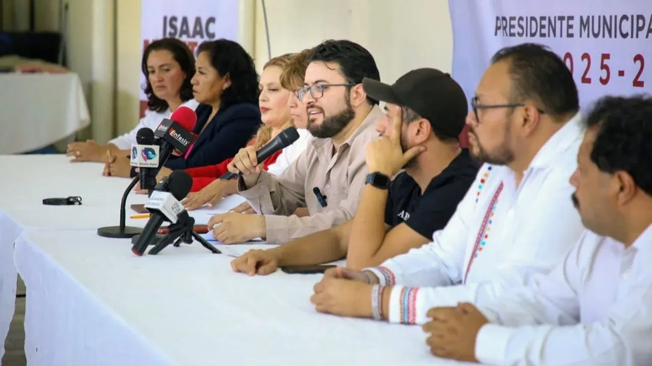 Isaac Montoya promete un gobierno sencillo, abierto y transparente para Naucalpenses