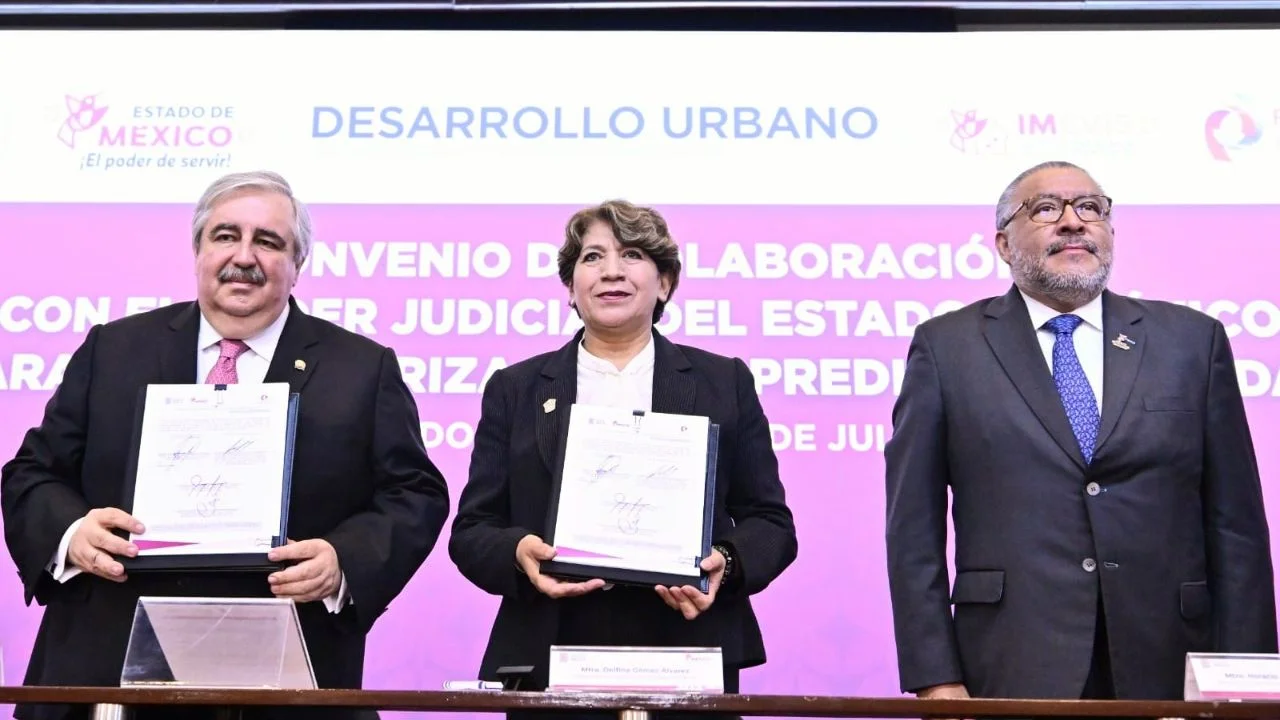 Gobernadora Delfina Gómez Álvarez firma convenio con el Poder Judicial para regularizar predios y viviendas a bajo costo en el Edomex