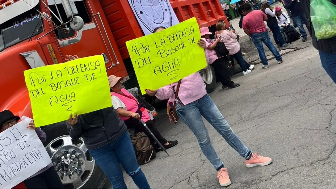 Bloquean La Chamapa Lecheria defensores de Bosques de Agua