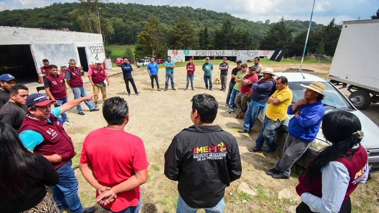 IMEPI capacita a 100 pirotécnicos del Edomex para el manejo adecuado de material explosivo